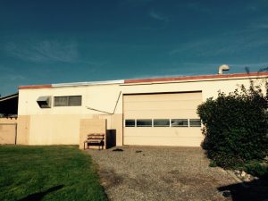 The bus garage of River View High School.